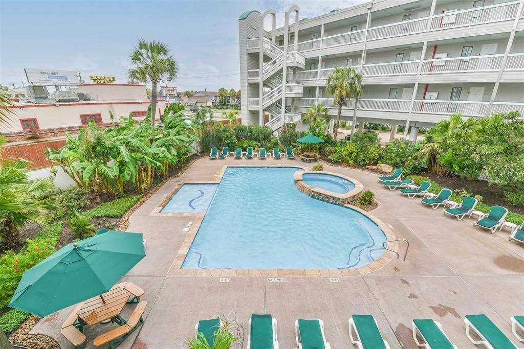 Gypsea Blu Beach Condo Steps To The Beach Galveston Exterior foto